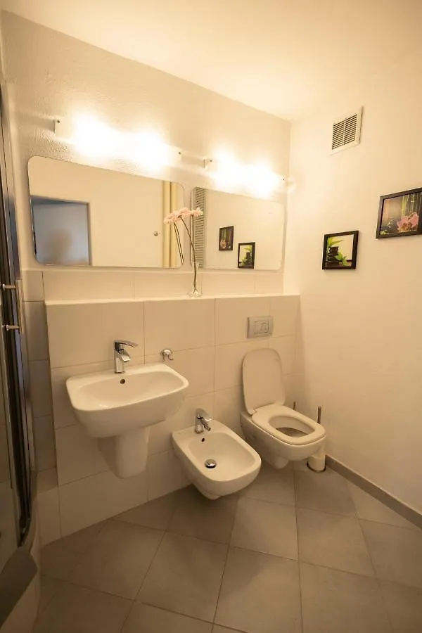 Przyjazne Mieszkanie W Centrum Warszawy - Ul Smolna Apartment Warsaw