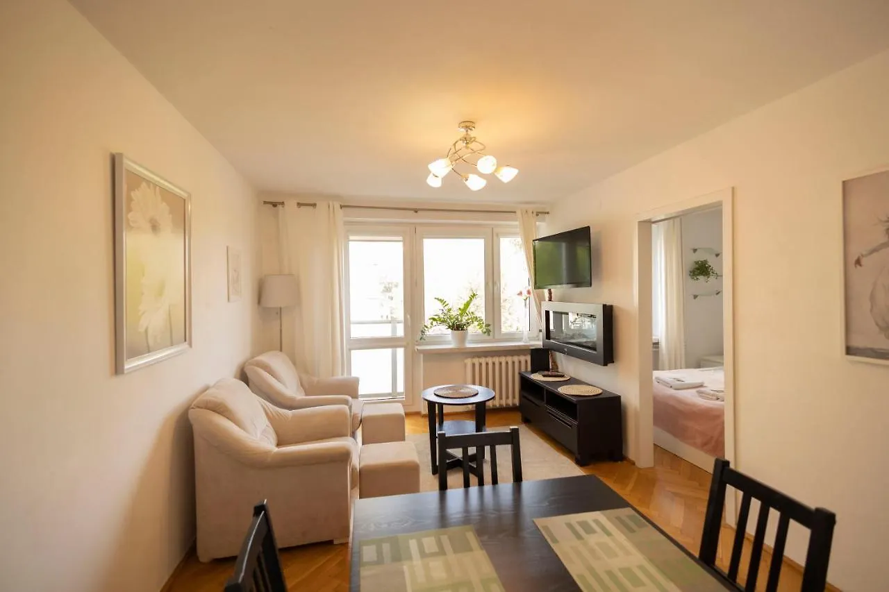 Przyjazne Mieszkanie W Centrum Warszawy - Ul Smolna Apartment Warsaw 0*,  Poland